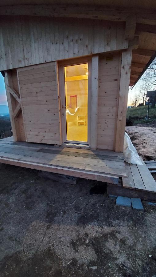 Natural Glamping Eco-tiny House